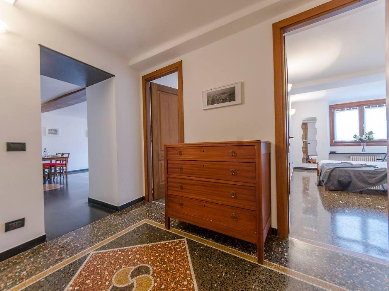 Joivy Colorful Flat For 5 Close To Piazza De Ferrari