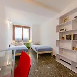 Joivy Colorful Flat For 5 Close To Piazza De Ferrari
